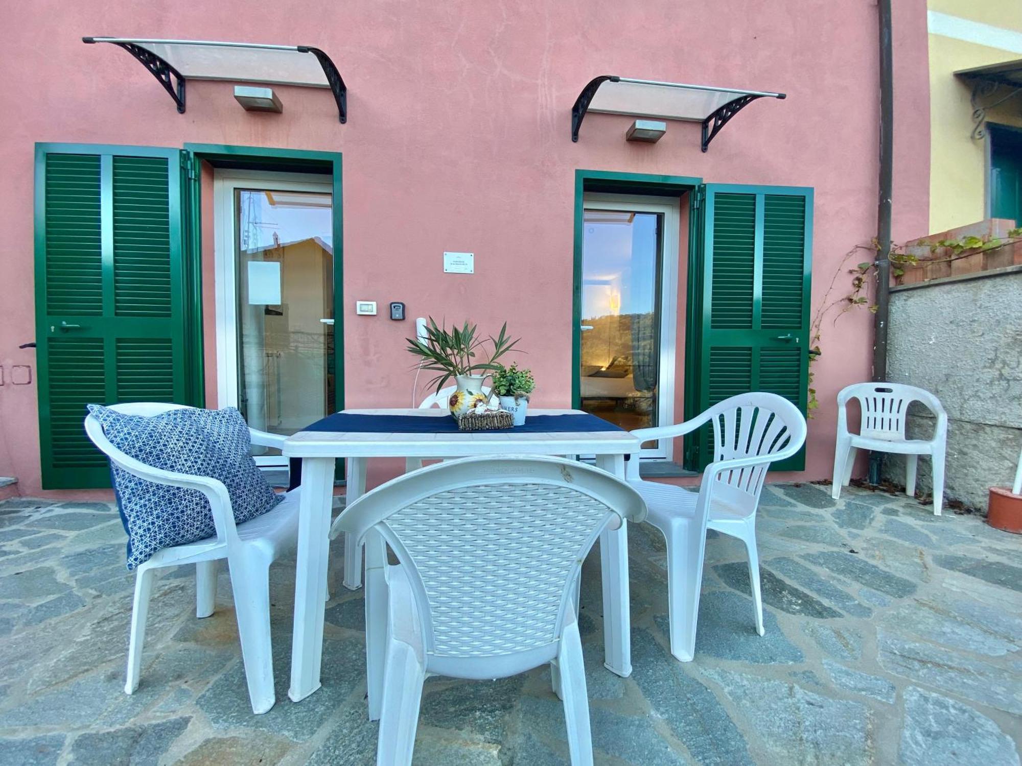Alla Casa Rosa, Peaceful Apartment Surrounded By Greenery With Free Parking, Wifi & Air Conditioning Рапалло Экстерьер фото